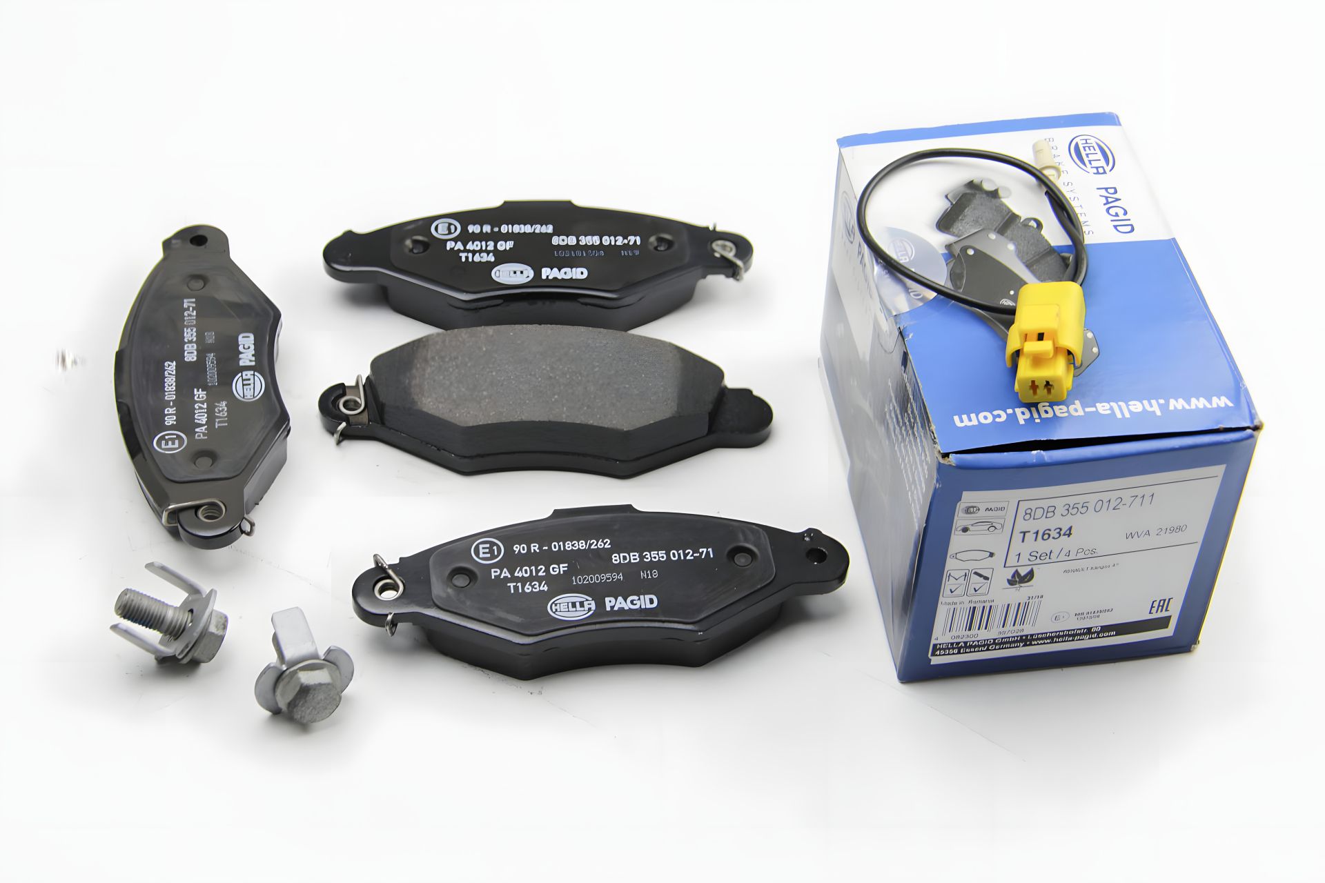 Передні гальмівні колодки Kangoo 97-08 (Bosch), HELLA PAGID (8DB355012711) Передні гальмівні колодки Kangoo 97-08 (Bosch), HELLA PAGID (8DB355012711)