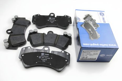 Передние тормозные колодки для Cayenne/Touareg (03-), HELLA PAGID (8DB355018701)