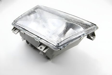 Фара для Sprinter 95-00 L (без пр/туман), BASBUG (BSG60800007)