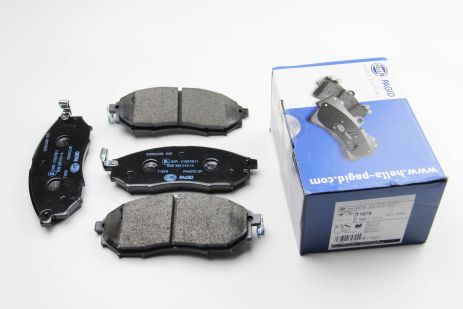 Колодки передні гальмівні Nissan Qashqai 07-13/Pathfinder 05- (sumitomo), HELLA PAGID (8DB355013141)