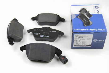 Передние тормозные колодки Rapid 2012-2019 & VW Polo 2009, HELLA PAGID (8DB355010581) Передние тормозные колодки Rapid 2012-2019 & VW Polo 2009, HELLA PAGID (8DB355010581)