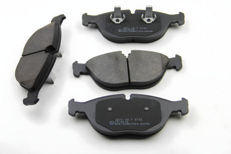 Передние тормозные колодки W210 (ATE), Bremsi (BP3571)