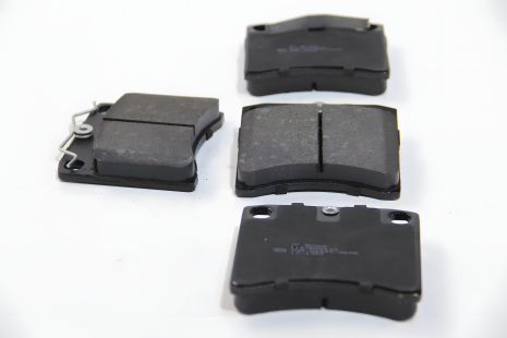 Передні гальмівні колодки T4 90-03 (TRW) R14, JP Group (1163606610) Передні гальмівні колодки T4 90-03 (TRW) R14, JP Group (1163606610)