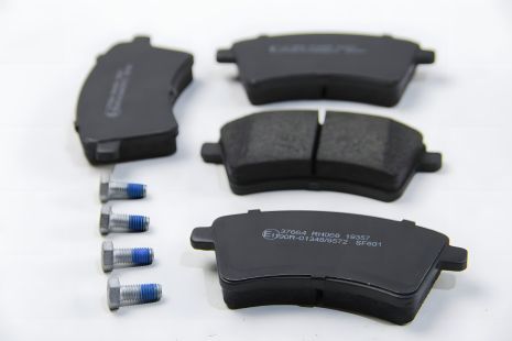 Передние тормозные колодки для Kangoo 08- (R15/R16), ABS (37664) Передние тормозные колодки для Kangoo 08- (R15/R16), ABS (37664)