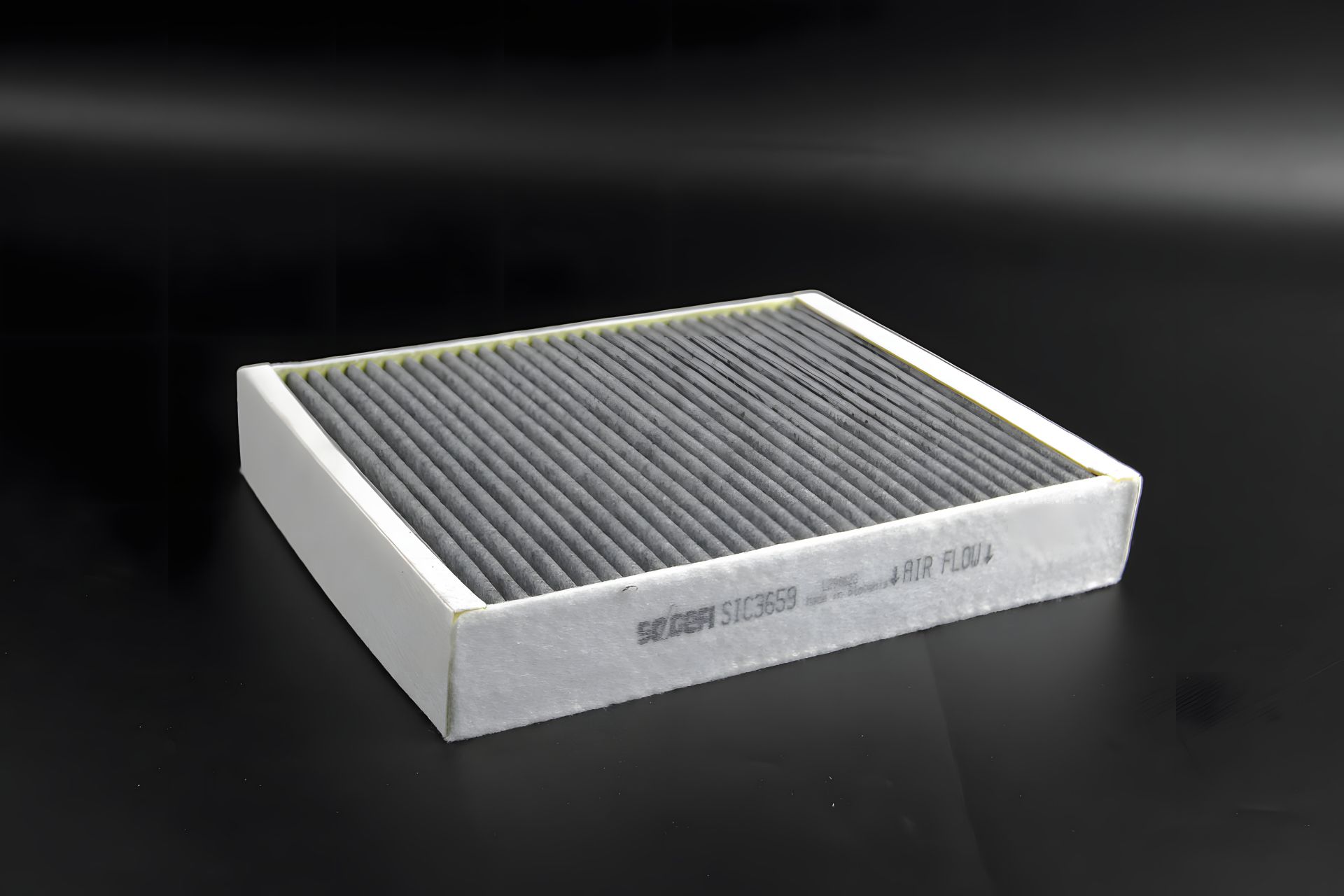 Салонный фильтр BMW 3 (F30/F80) 1.6-3.0D 11- (угольный), PURFLUX (AHC373) Салонный фильтр BMW 3 (F30/F80) 1.6-3.0D 11- (угольный), PURFLUX (AHC373)