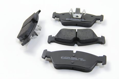 Передние тормозные колодки для E82/E88/E87/E81/E90 от ABS (37436) Передние тормозные колодки для E82/E88/E87/E81/E90 от ABS (37436)