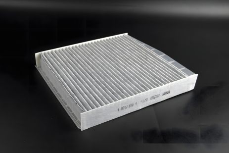 Салонный фильтр Volvo S60/S80/V70/XC90 2.0-3.2 98-14, PURFLUX (AHC173)