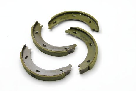 Колодки ручного тормоза для Vito (638) 96-03, Bremsi (GF0305) Колодки ручного тормоза для Vito (638) 96-03, Bremsi (GF0305)