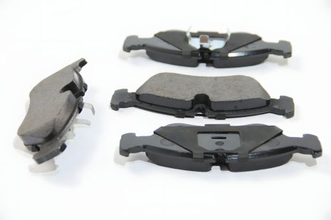 Тормозные колодки передние для DAEWOO/OPEL LANOS/ASTRA/VECTRA, ABS (36667) Тормозные колодки передние для DAEWOO/OPEL LANOS/ASTRA/VECTRA, ABS (36667)