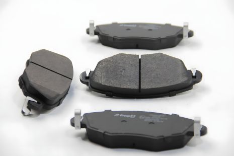 Передние тормозные колодки для Mondeo III/Jaguar X-TYPE 00- (Bosch) от JP Group (1563603010) Передние тормозные колодки для Mondeo III/Jaguar X-TYPE 00- (Bosch) от JP Group (1563603010)