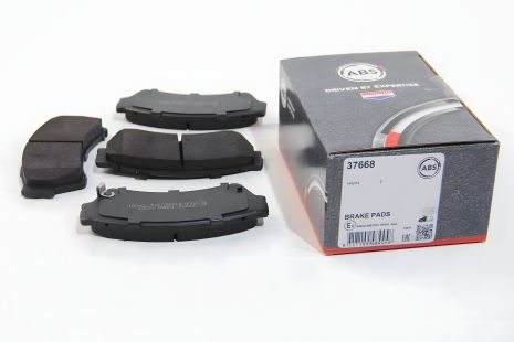 Передние тормозные колодки для Mazda 6 07-13, ABS (37668) Передние тормозные колодки для Mazda 6 07-13, ABS (37668)