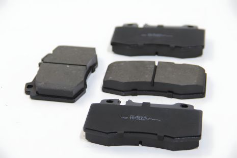 Передние тормозные колодки W220/W163/R129-230, JP Group (1363602310)