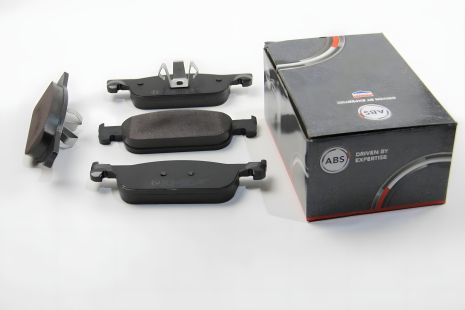 Гальмівні передні колодки (Clio/Symbol/Sandero/ Logan//Sandero 13-), A.B.S (35138)
