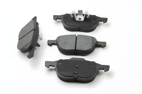 Передні гальмівні колодки Focus/C-Max/Kuga 03-, Bremsi BP3133