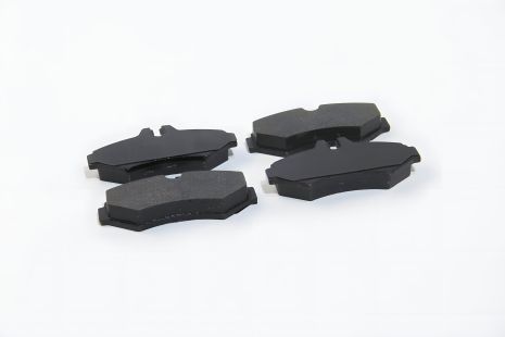 Тормозные колодки для MB Sprinter 208-316, производитель Autotechteile (1004257)