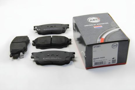Передние тормозные колодки Mazda 6 02-07 (sumitomo), ABS (37351) Передние тормозные колодки Mazda 6 02-07 (sumitomo), ABS (37351)