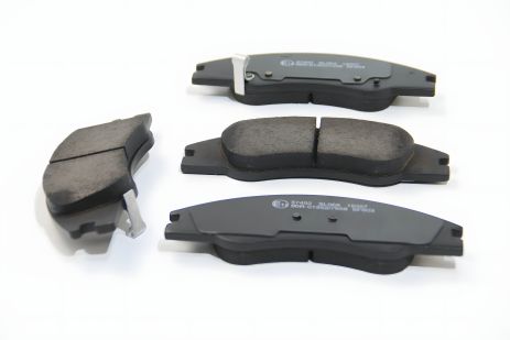 Передние тормозные колодки Hyundai Accent/Kia Rio 05-, ABS (37492)