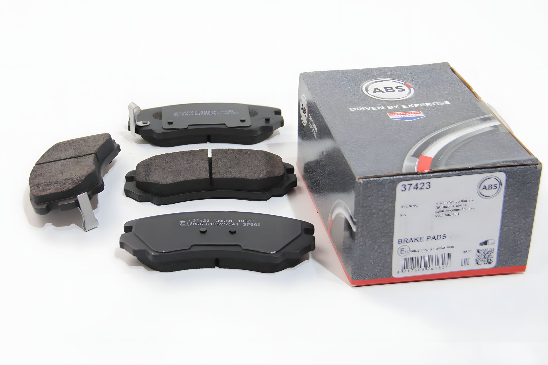 Передние тормозные колодки для Sonata 01-/Magentis 05-, ABS (37423) Передние тормозные колодки для Sonata 01-/Magentis 05-, ABS (37423)