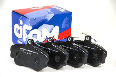 Передние тормозные колодки для Volvo 400 Series (88-97) CIFAM (8221300)