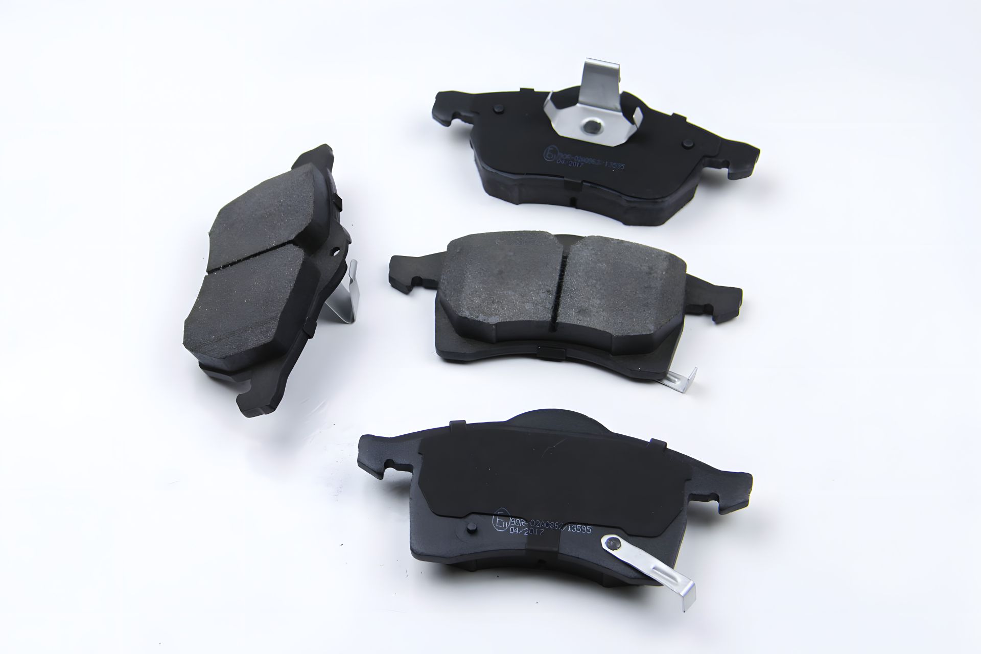 Передние тормозные колодки Opel Astra 1.8-2.0 16v/2.0D 98-, ASAM (71338) Передние тормозные колодки Opel Astra 1.8-2.0 16v/2.0D 98-, ASAM (71338)