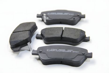 Передние тормозные колодки Toyota Auris 07-12 (bosch), ABS (37620) Передние тормозные колодки Toyota Auris 07-12 (bosch), ABS (37620)