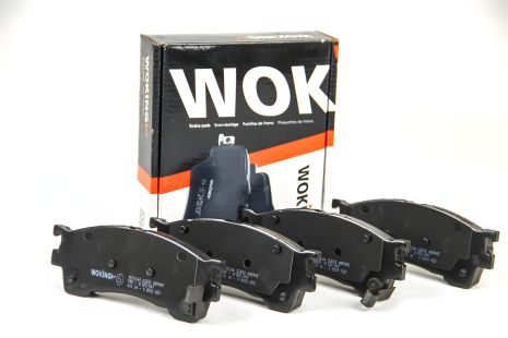 WOKING (P515304) - передні гальмівні колодки Premacy/Protege/323/626/Eunos/Xedos/MX6/Probe 92-05
