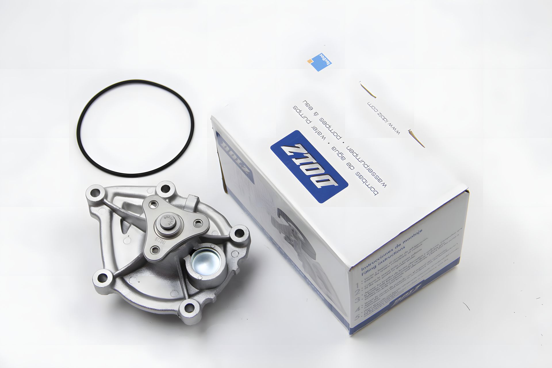 Насос водяний OPEL CROSSLAND, DS DS, DOLZ (C136) Насос водяний OPEL CROSSLAND, DS DS, DOLZ (C136)