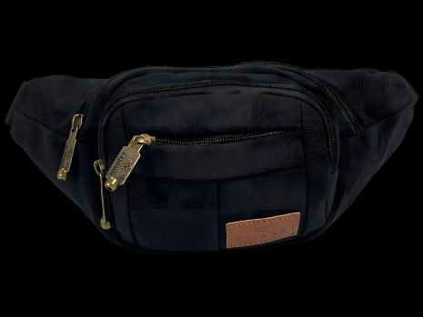 Чорна сумка-бананка на три відділення з блискавкою Чорна сумка-бананка на три відділення з блискавкою