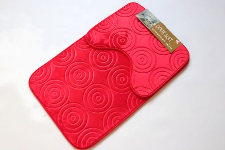 Набір килимків у ванну та туалет 80x50+40x50 см, матеріал мікрофібра, номер 3843red Набір килимків у ванну та туалет 80x50+40x50 см, матеріал мікрофібра, номер 3843red