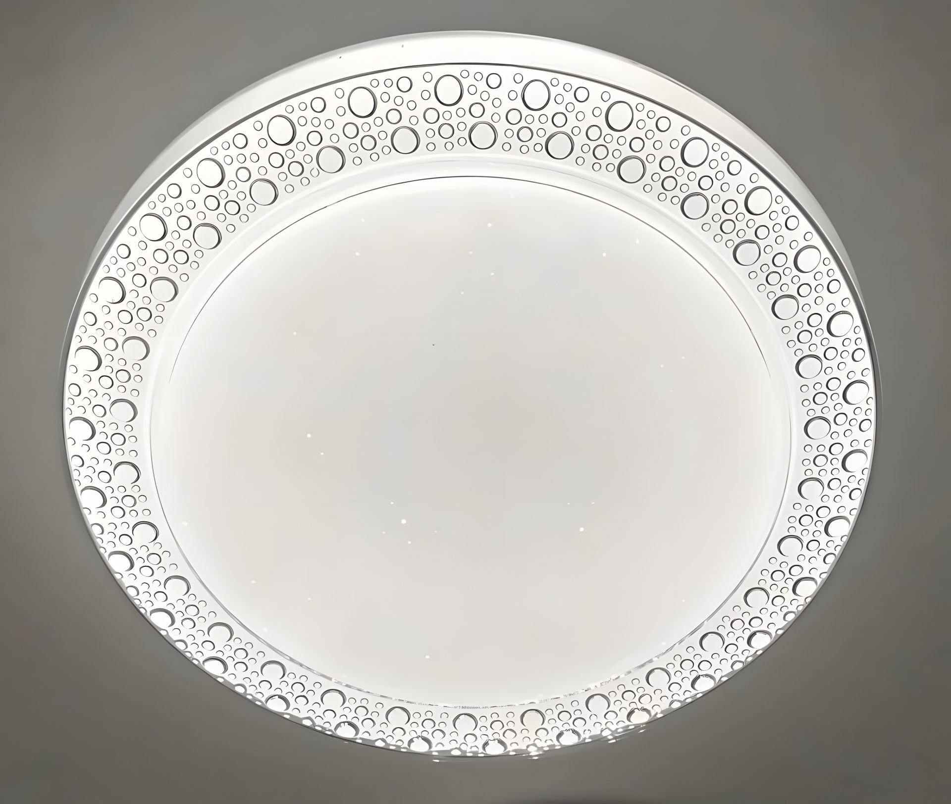 LED люстра VALESO V GLX-19447-400 white с пультом управления LED люстра VALESO V GLX-19447-400 white с пультом управления