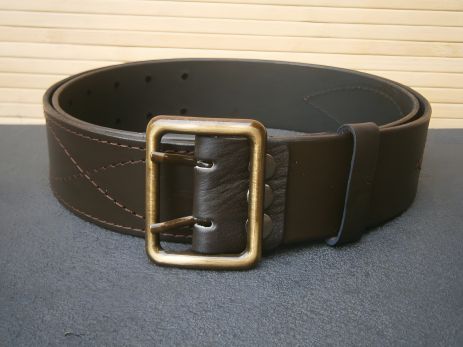 Офицерский кожаный ремень Премиум Люкс коричневый №4 / 135 см Офицерский кожаный ремень Премиум Люкс коричневый №4 / 135 см
