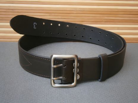 Натуральный кожаный офицерский ремень боевой коричневый №4 / 135 см Натуральный кожаный офицерский ремень боевой коричневый №4 / 135 см