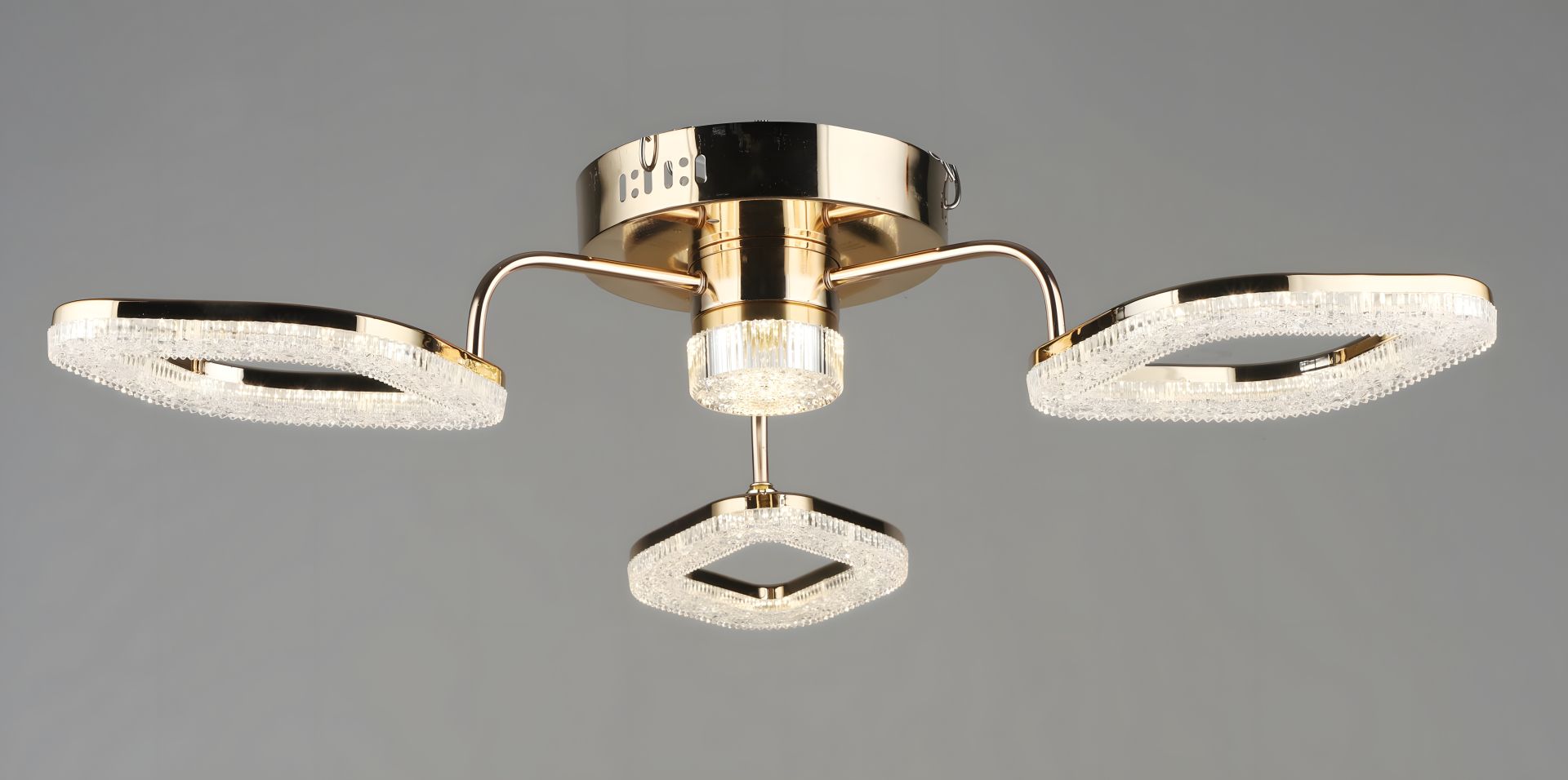 Светодиодная акриловая люстра Sirius B YH1190/3+1 FGD Светодиодная акриловая люстра Sirius B YH1190/3+1 FGD