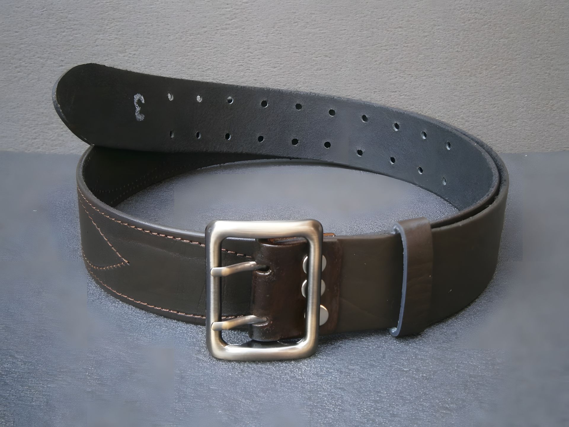 Офіцерський ремінь Combat-ВМ натуральна шкіра коричневий № 2 / 120 см Україна Офіцерський ремінь Combat-ВМ натуральна шкіра коричневий № 2 / 120 см Україна