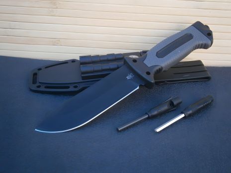 Ніж для полювання, риболовлі та туризму Wolf 4018А 27 см з кресалом, точилкою, свистком