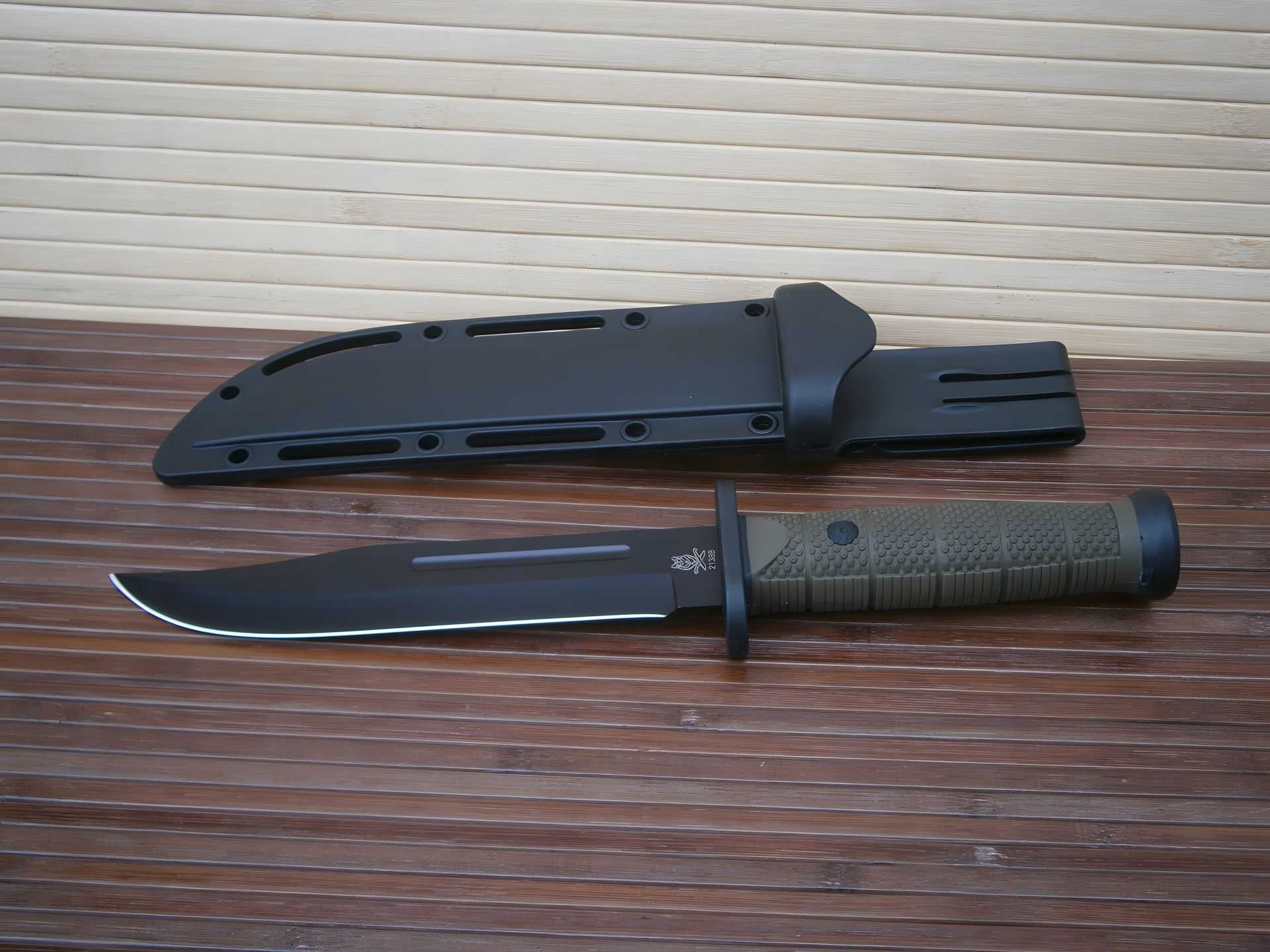 Охотничий нож Wolf 2138В с чехлом 30 см Охотничий нож Wolf 2138В с чехлом 30 см