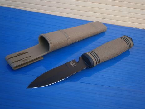 Ніж АК-335ВМ для полювання, риболовлі та туризму в чохлі 23 см