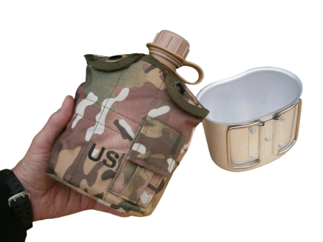 Фляга з кружкою US Вottle Multicam 1 л пластикова в чохлі Фляга з кружкою US Вottle Multicam 1 л пластикова в чохлі