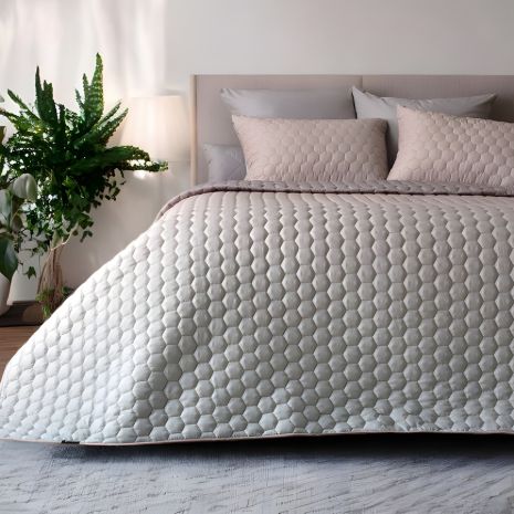 Комплект постельных принадлежностей Silhouette IDEIA 240х260 см + бонус 2 подушки 50х70 см (8-34911*001) Комплект постельных принадлежностей Silhouette IDEIA 240х260 см + бонус 2 подушки 50х70 см (8-34911*001)