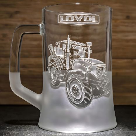 Пивний келих з гравіюванням трактора LOVOL — подарунок трактористу
