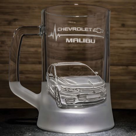 Келих пивний з гравіюванням автомобіля Chevrolet Malibu Шевроле Малібу - подарунок для автомобіліста
