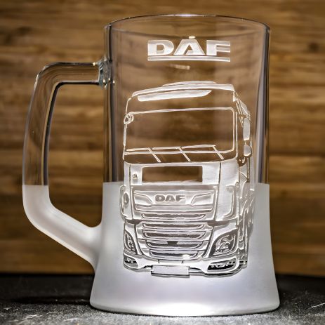 Бокал для пива с гравировкой DAF фура - подарок дальнобойщику Бокал для пива с гравировкой DAF фура - подарок дальнобойщику