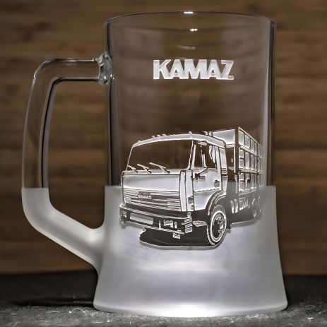 Подарунок водію - Бокал для пива вантажівка КАМАЗ з гравіюванням