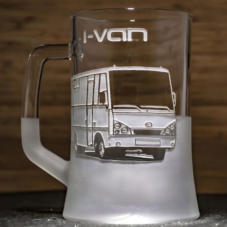 Подарочный бокал для водителя автобуса с гравировкой маршрутки ZAZ А07А I-VAN