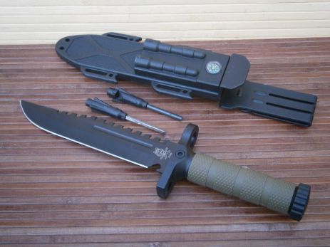Мисливський ніж вовк 2538v 32 см.