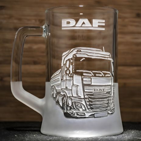 Подарок для водителя дальнобойщика - Пивной бокал с гравировкой DAF XG евро 6 бензовоз цистерна бочка Подарок для водителя дальнобойщика - Пивной бокал с гравировкой DAF XG евро 6 бензовоз цистерна бочка