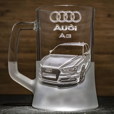 Бокал для пива с гравировкой автомобиля Audi A3 - подарок для автолюбителя