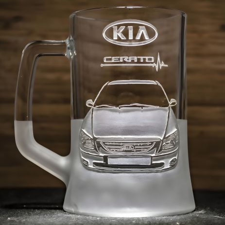 Бокал для пива с гравировкой Kia Cerato — подарок для автолюбителя Бокал для пива с гравировкой Kia Cerato — подарок для автолюбителя