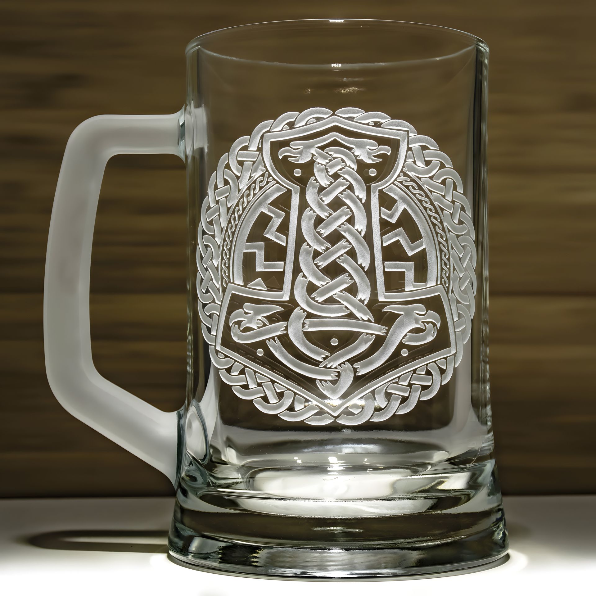 Келих для пива з гравіюванням "Молот Тора" Келих для пива з гравіюванням "Молот Тора"