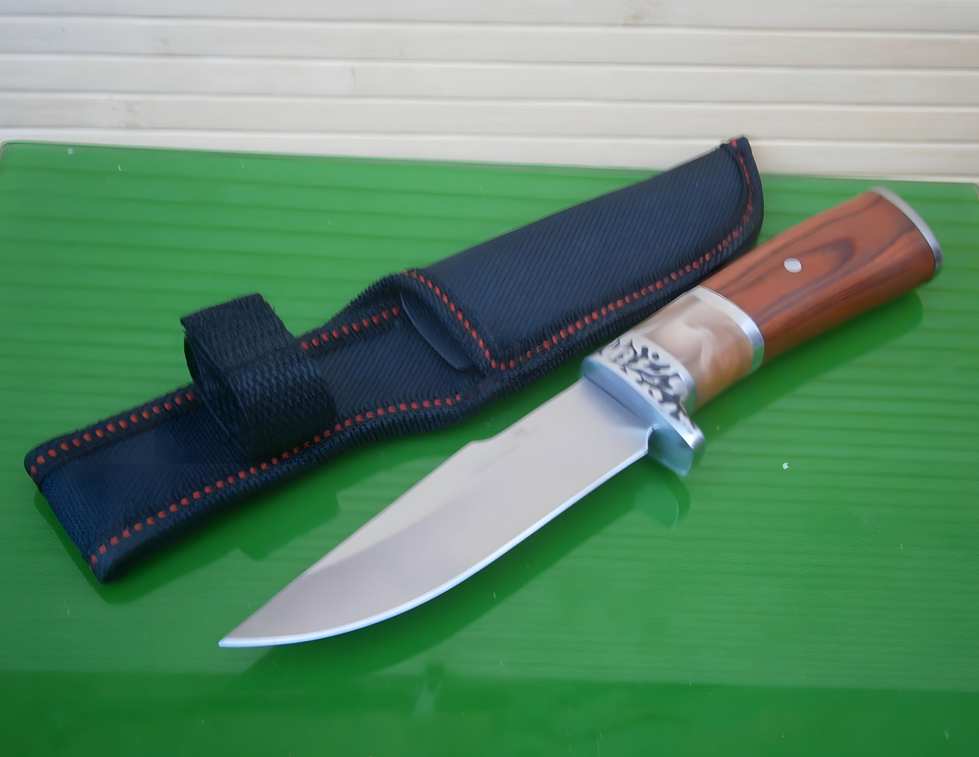 Охотничий нож Columbia K-315C в чехле 22 см Охотничий нож Columbia K-315C в чехле 22 см